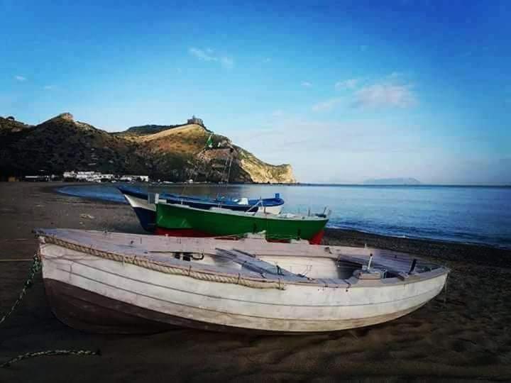 B&B La Casa Du Barone Falcone Eksteriør bilde
