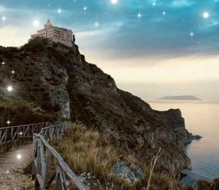 B&B La Casa Du Barone Falcone Eksteriør bilde